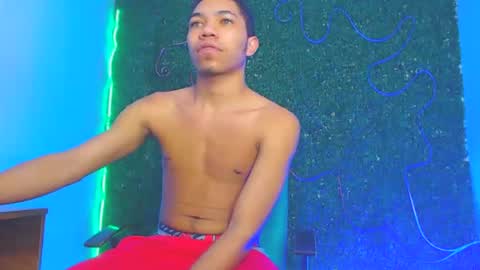 Snapshot of boybigcock_25cm chatting on 01/13/25, 12:19 jhon deivis online show from 01/13/25, 12:19