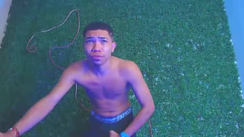 Snapshot of boybigcock_25cm chatting on 01/24/25, 02:18 jhon deivis online show from 01/24/25, 02:18