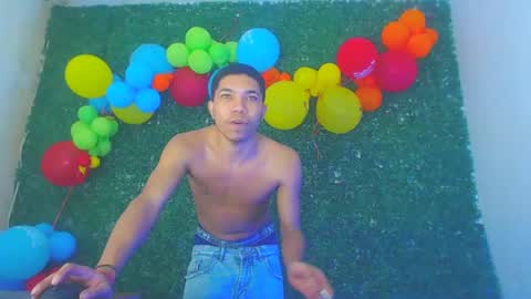 Snapshot of boybigcock_25cm chatting on 02/11/25, 06:51 jhon deivis online show from 02/11/25, 06:51