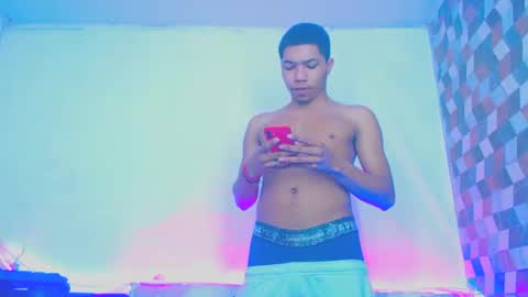 Snapshot of boybigcock_25cm chatting on 02/16/25, 05:15 jhon deivis online show from 02/16/25, 05:15