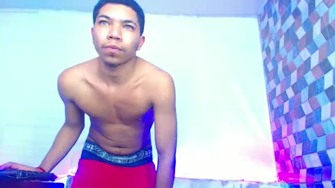 Snapshot of boybigcock_25cm chatting on 02/18/25, 08:38 jhon deivis online show from 02/18/25, 08:38