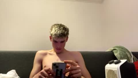 Snapshot of boyblondhetero chatting on 01/09/26, 02:03 boyblondhetero online show from 01/09/26, 02:03