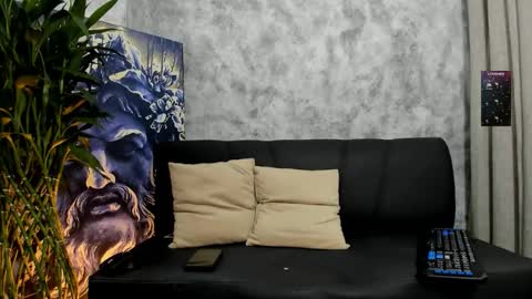 boyc02_ online show from 11/06/25, 12:33