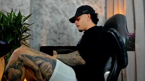 boyc02_ online show from 11/28/25, 12:46