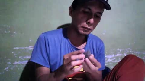 Snapshot of boycumlatino21 chatting on 02/09/25, 02:06 Boy online show from 02/09/25, 02:06