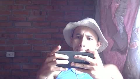 Boy online show from 01/06/26, 06:22