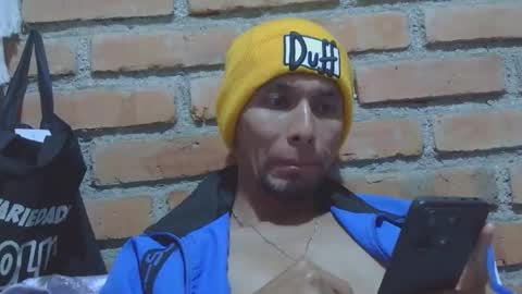 Boy online show from 02/16/26, 12:51