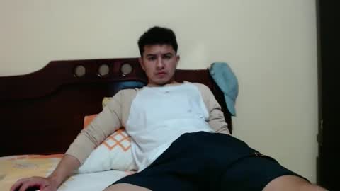 Snapshot of boyfit2023 chatting on 02/04/25, 01:13 boyfit2023 online show from 02/04/25, 01:13