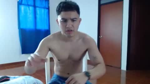 boyfit2023 online show from 11/19/25, 04:29