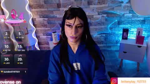 boyfox_tay online show from 10/27/25, 04:05