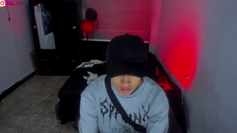 miguel  online show from 02/04/25, 03:44