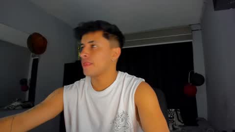 miguel  online show from 03/10/25, 04:49