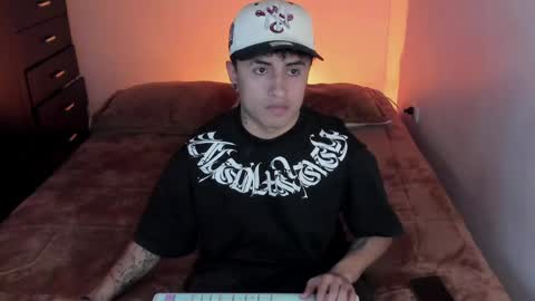 Snapshot of boylatin_777 chatting on 05/15/26, 06:37 miguel online show from 05/15/26, 06:37