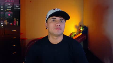 Snapshot of boylatin_777 chatting on 07/27/26, 05:14 miguel online show from 07/27/26, 05:14