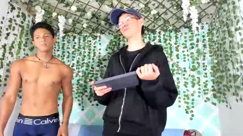 Snapshot of boys4hot_777 chatting on 03/03/25, 07:39 boys4hot_777 online show from 03/03/25, 07:39