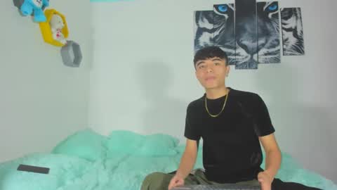 Snapshot of boys4hot_777 chatting on 03/07/25, 03:49 boys4hot_777 online show from 03/07/25, 03:49