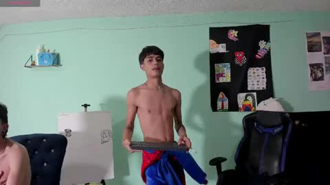 boys4hot_777 online show from 04/20/26, 02:53