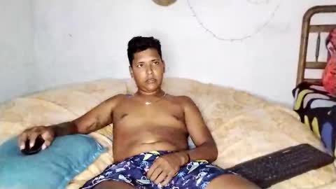 Snapshot of boysex1124 chatting on 12/18/24, 04:17 andrew online show from 12/18/24, 04:17