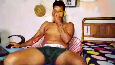 Snapshot of boysex1124 chatting on 12/31/24, 12:25 andrew online show from 12/31/24, 12:25