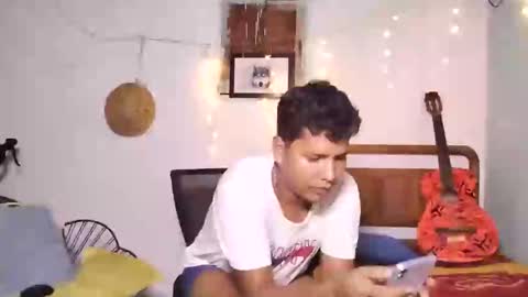 Snapshot of boysex1124 chatting on 02/19/25, 02:01 andrew online show from 02/19/25, 02:01