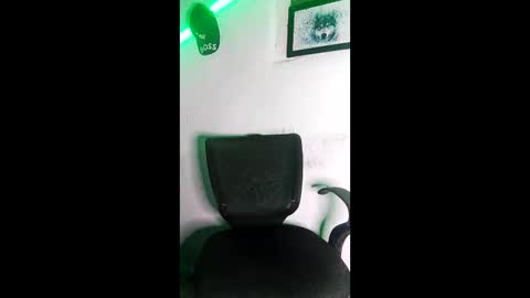 Snapshot of boysex1124 chatting on 02/20/26, 12:29 andrew online show from 02/20/26, 12:29