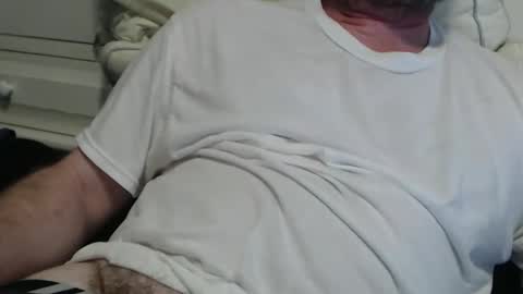 Snapshot of bpw76 chatting on 02/20/25, 10:04 bpw76 online show from 02/20/25, 10:04