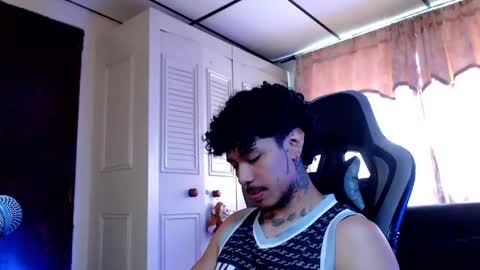 Snapshot of bra_c chatting on 04/27/26, 07:23 bra_c online show from 04/27/26, 07:23