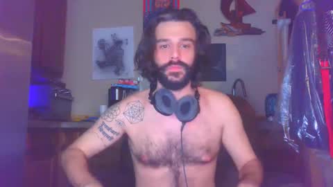 Snapshot of brad1115 chatting on 12/09/24, 05:18 Bradley online show from 12/09/24, 05:18