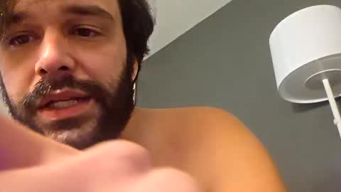 Snapshot of brad1115 chatting on 11/19/25, 12:54 Bradley online show from 11/19/25, 12:54