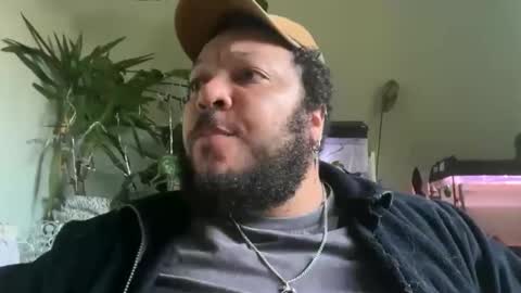 Snapshot of brad_368 chatting on 04/17/26, 06:00 Brad online show from 04/17/26, 06:00