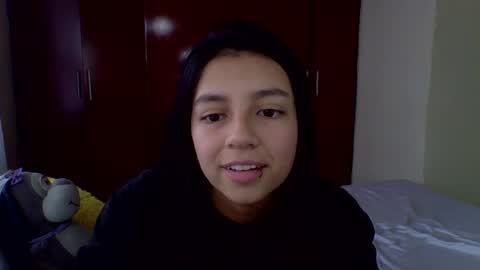 Snapshot of brad_and_emma293215 chatting on 09/11/25, 09:04 brad_and_emma293215 online show from 09/11/25, 09:04