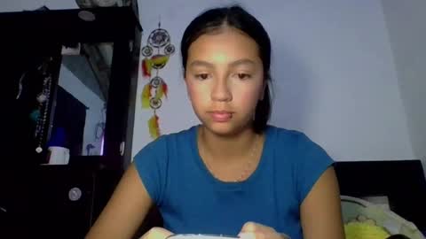 brad_and_emma293215 online show from 04/08/26, 06:30