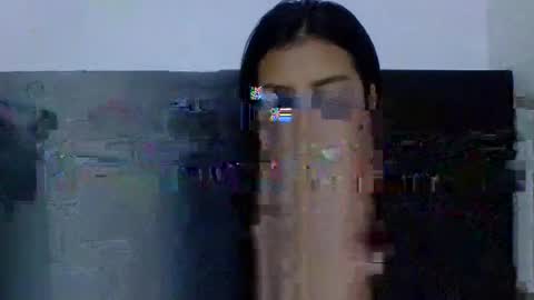 brad_and_emma293215 online show from 04/24/26, 06:54