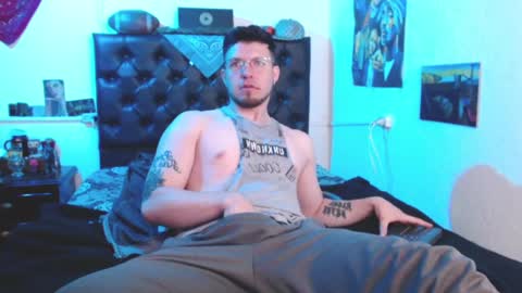 brad hot boy online show from 12/10/24, 04:06