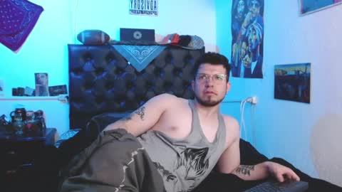 brad hot boy online show from 02/13/25, 07:10