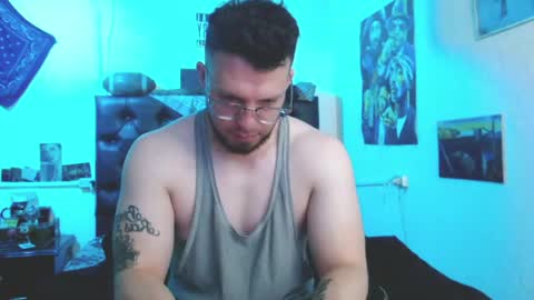 brad hot boy online show from 04/22/26, 04:19