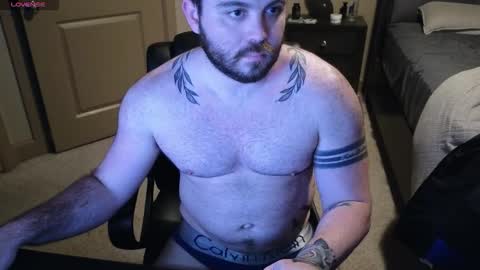 Snapshot of brad_larck199 chatting on 01/10/26, 01:51 keith lark199 online show from 01/10/26, 01:51