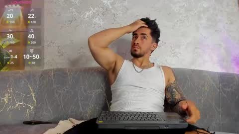 Snapshot of brad_summer chatting on 05/24/26, 05:51 brad summer online show from 05/24/26, 05:51