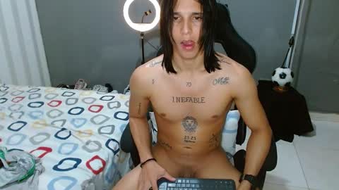 Snapshot of brad_wesley__ chatting on 01/28/25, 06:49 Brad online show from 01/28/25, 06:49