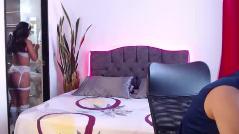 Your favorite couple and the best butt on Chatur online show from 09/19/25, 01:56