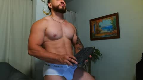 Snapshot of bradley_martinez chatting on 05/09/26, 11:43 Bradley Martinez online show from 05/09/26, 11:43