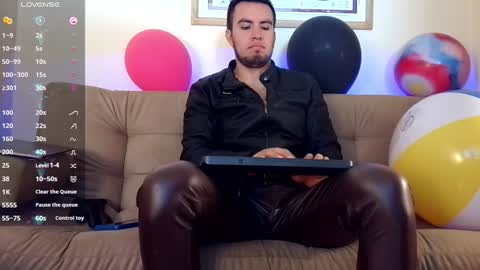 Snapshot of bradleycolton chatting on 01/21/25, 01:11 Bradley Colton Independ Model online show from 01/21/25, 01:11