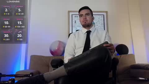 Snapshot of bradleycolton chatting on 10/06/25, 02:36 Bradley Colton Independ Model online show from 10/06/25, 02:36