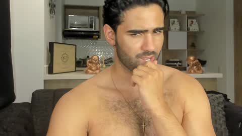 bradleymartin7 online show from 01/22/25, 03:52