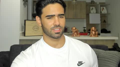 bradleymartin7 online show from 02/04/25, 02:39