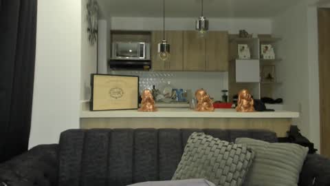 bradleymartin7 online show from 02/04/25, 05:53