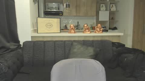 bradleymartin7 online show from 03/03/25, 01:53