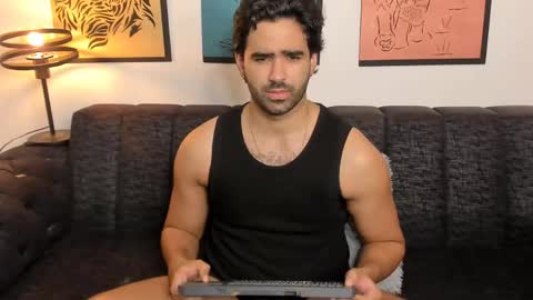 Snapshot of bradleymartin7 chatting on 05/16/26, 01:10 bradleymartin7 online show from 05/16/26, 01:10
