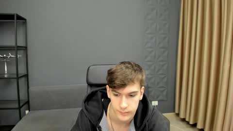 Snapshot of bradyflint chatting on 05/14/26, 04:08 BradyFlint online show from 05/14/26, 04:08