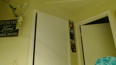 i am a naughty jedi knight online show from 03/25/26, 07:03